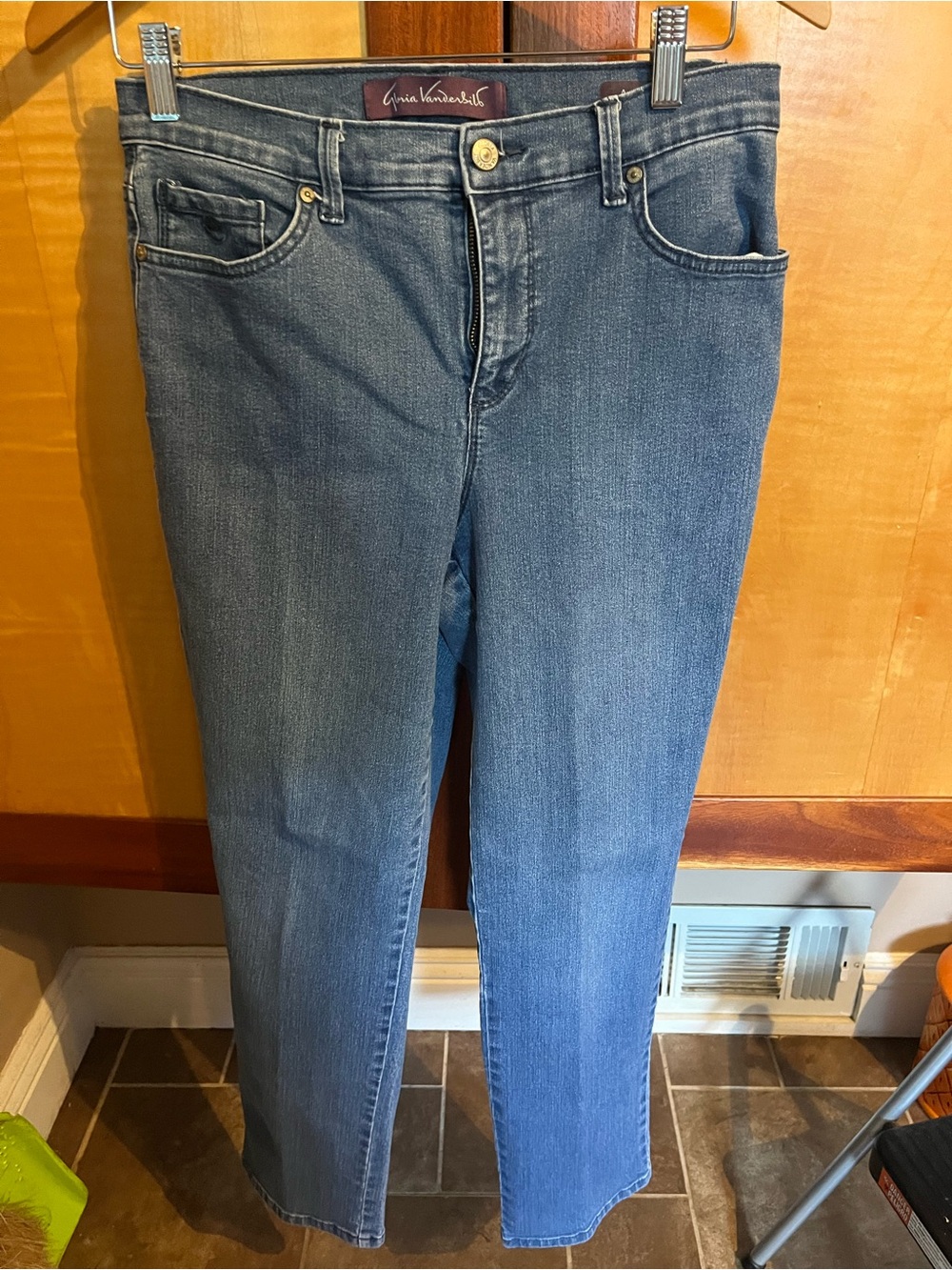 Gloria Vanderbilt Classic Midwash Straight-Leg Jeans